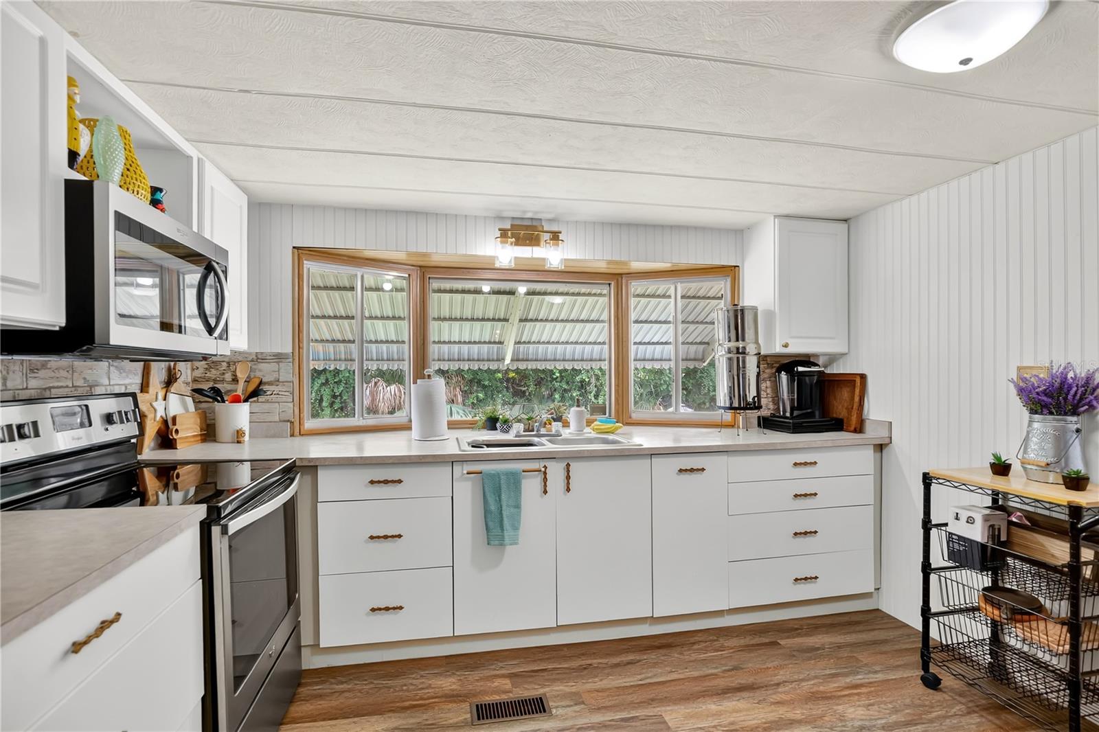 LEISURE WORLD PARK - Residential