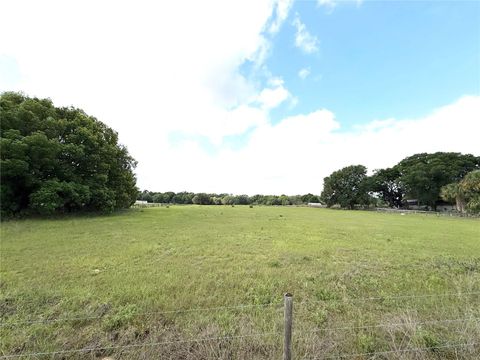 Tiny photo for SE Sunset Harbor Road, Weirsdale, FL 32195 (MLS # OM724719)