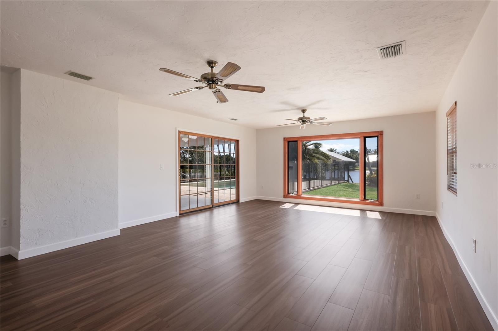 BAYOU HARBOR - Residential