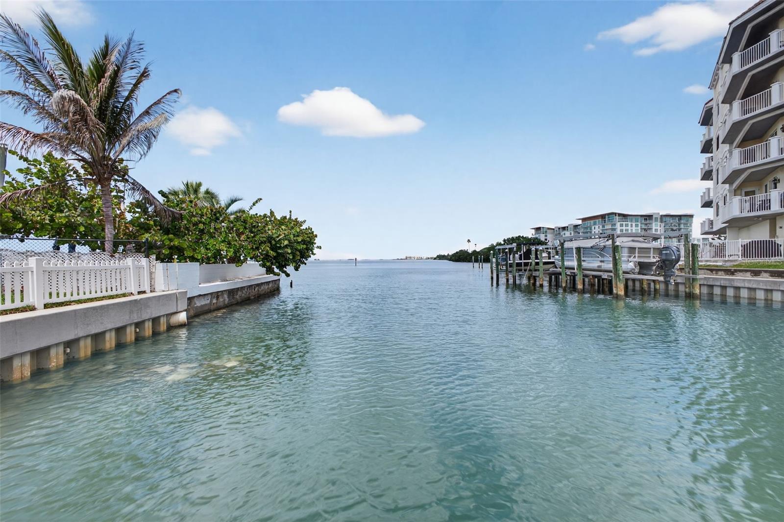 VENETIAN POINT - Residential