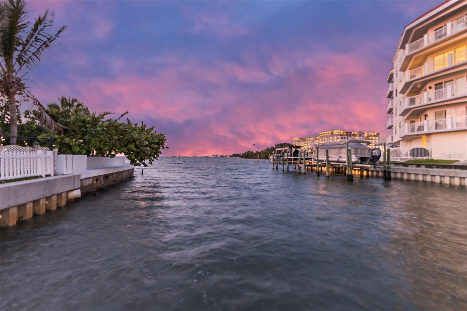 1866 VENETIAN POINT DRIVE