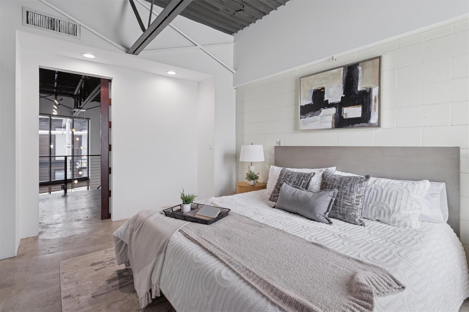 CHANNELSIDE LOFTS - Residential