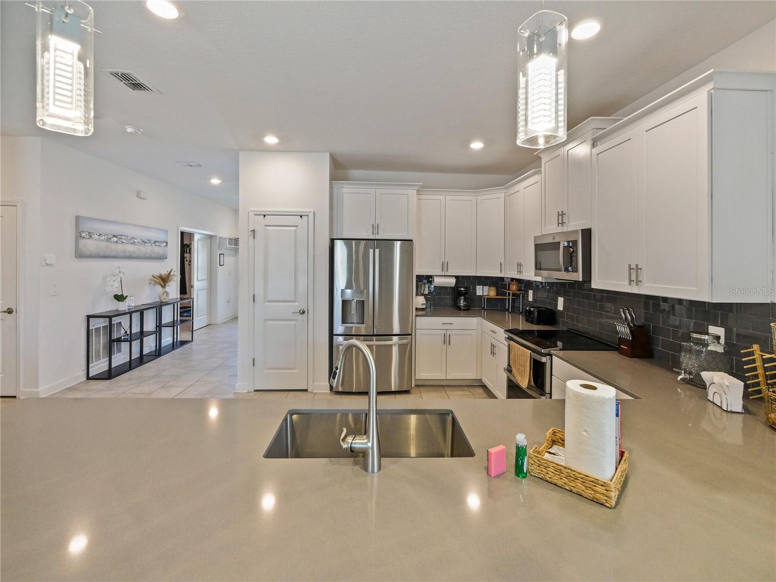 STONEYBROOK SOUTH NORTH PRCL PH 7 - Residential Lease