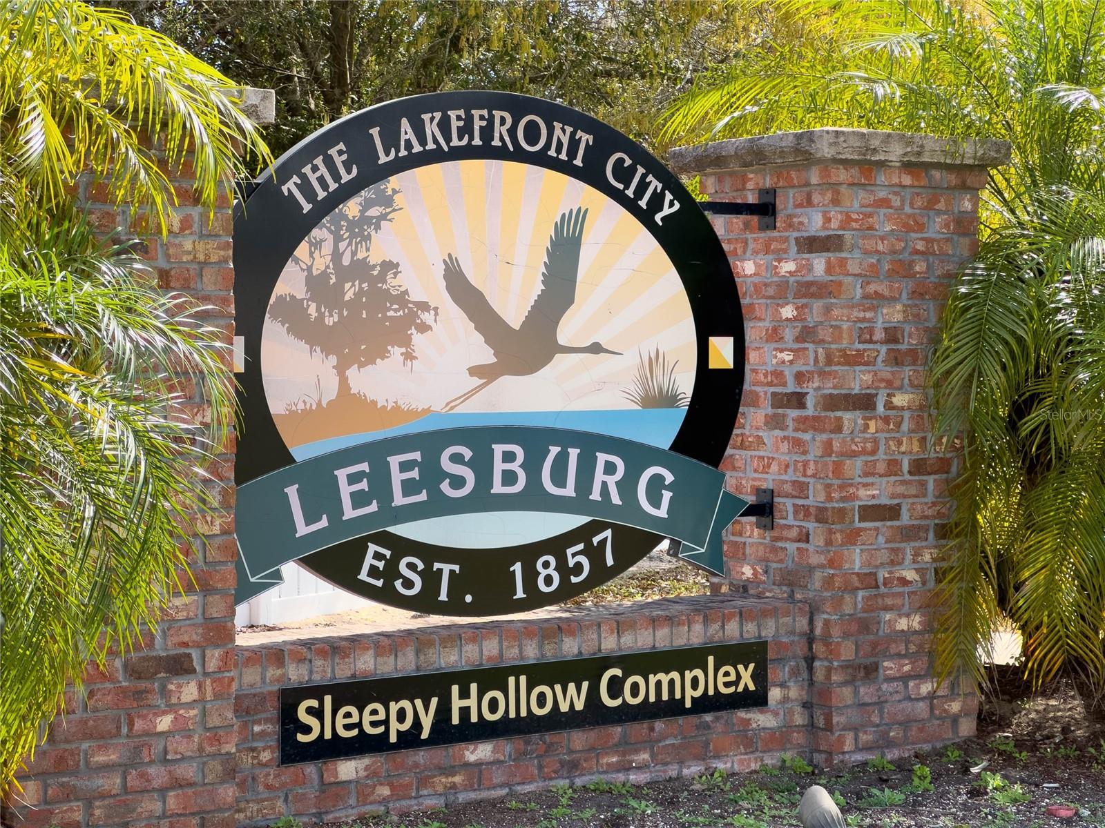 SILVER LAKE POINTE - Residential