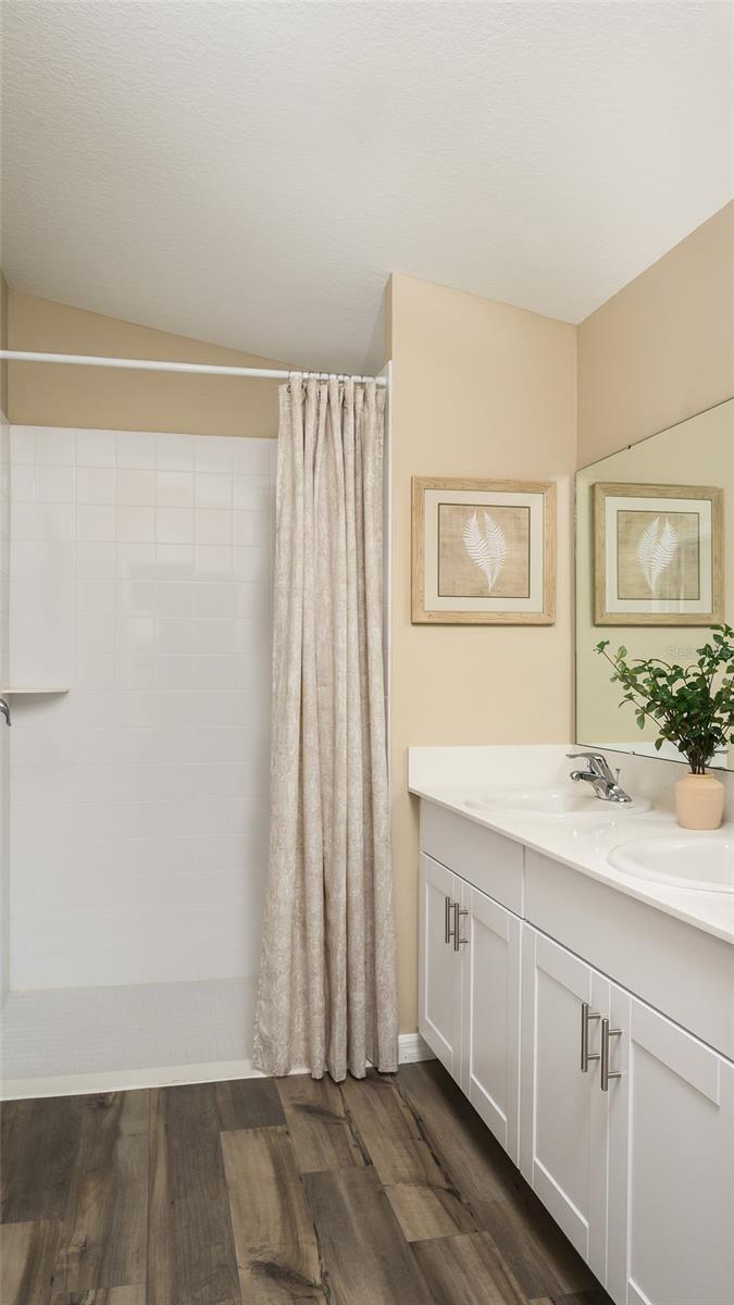 PASADENA RIDGE - Residential