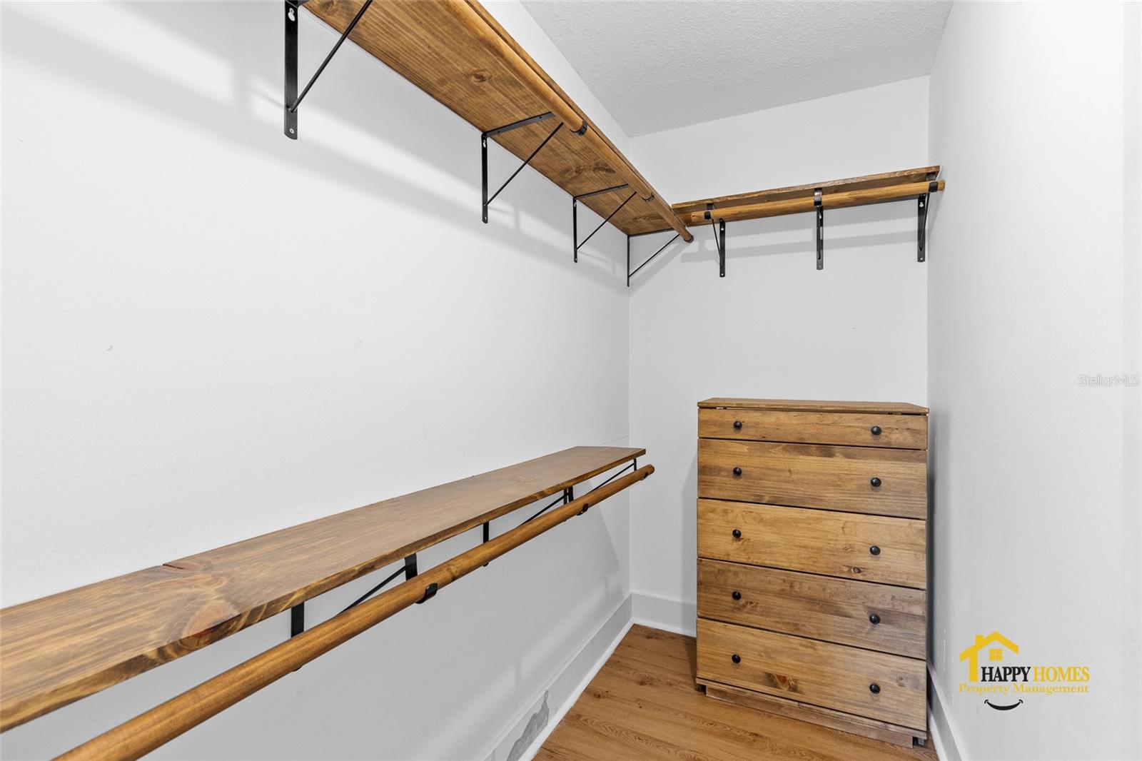 BAY LAKE RANCH UNIT 02 - Residential Lease