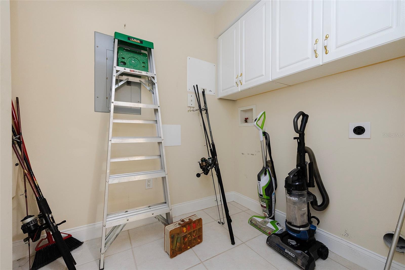 RIVERS EDGE HARBOUR VILLAGE - Residential