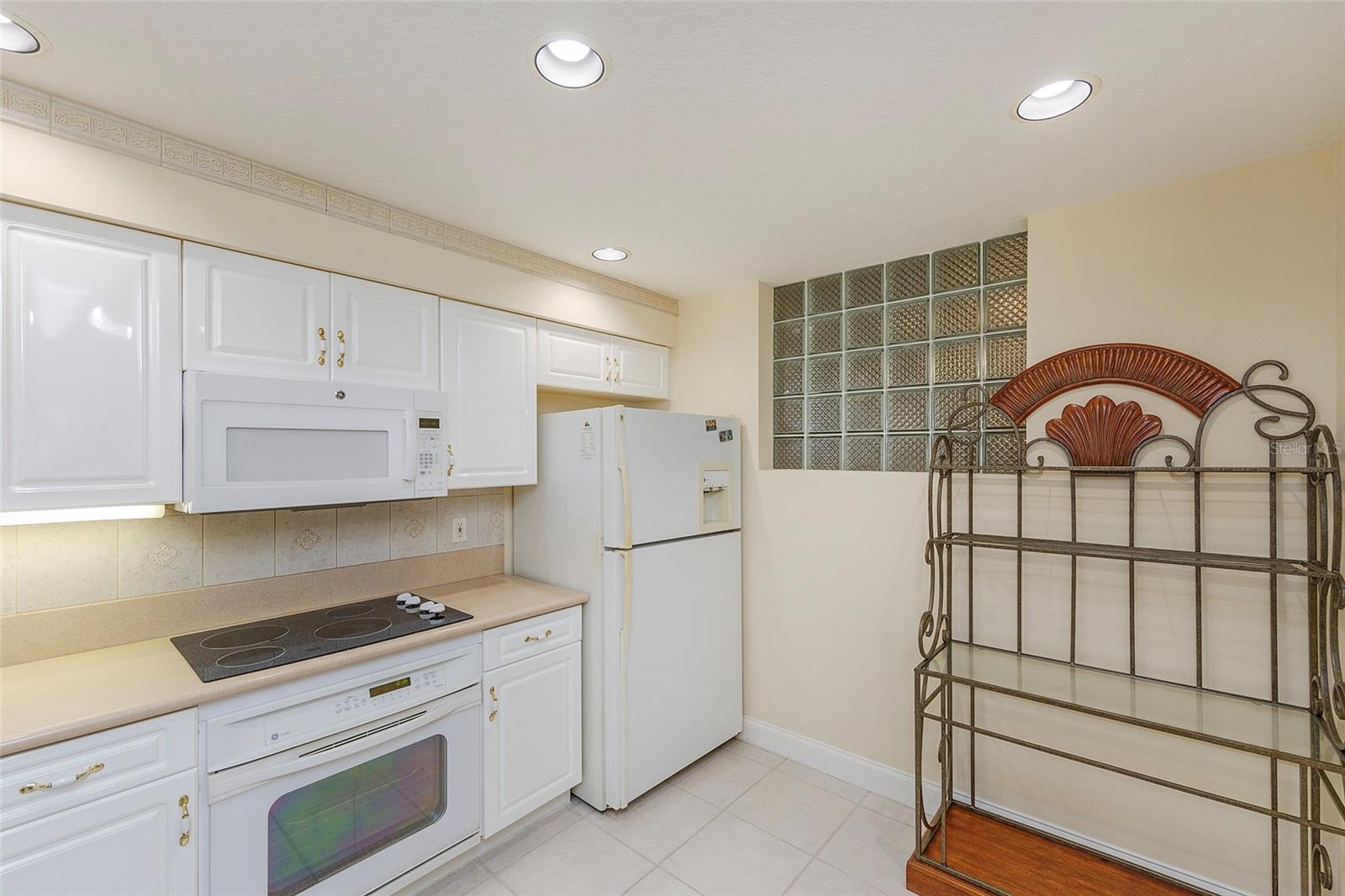 RIVERS EDGE HARBOUR VILLAGE - Residential