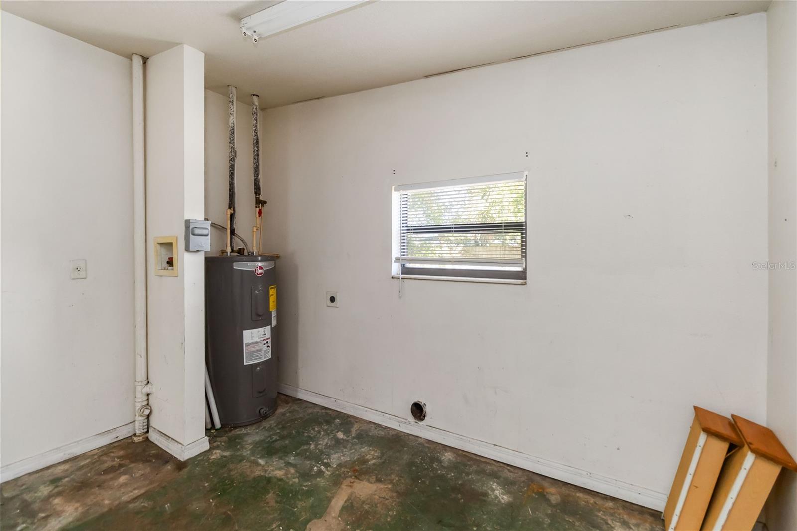 AZALEA PARK SEC 32 - Residential