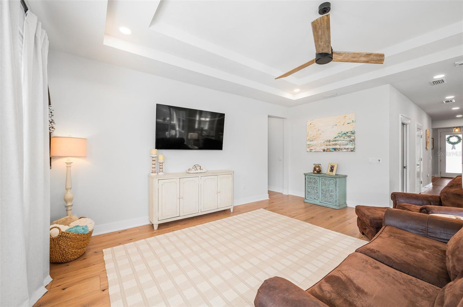 LAUREATE VILLAGE PH I UNIT I PB 37 PG 26 - Residential