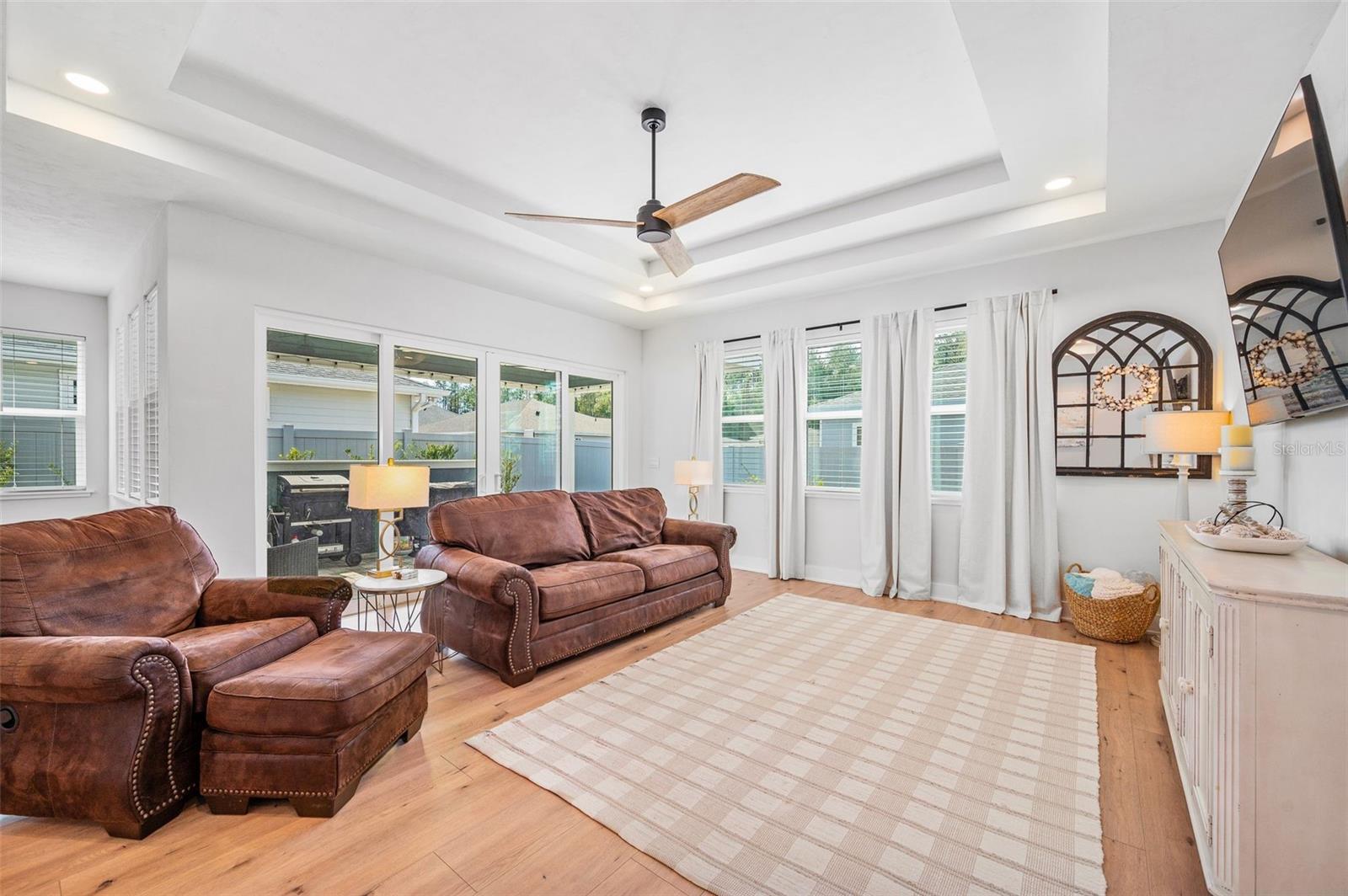 LAUREATE VILLAGE PH I UNIT I PB 37 PG 26 - Residential