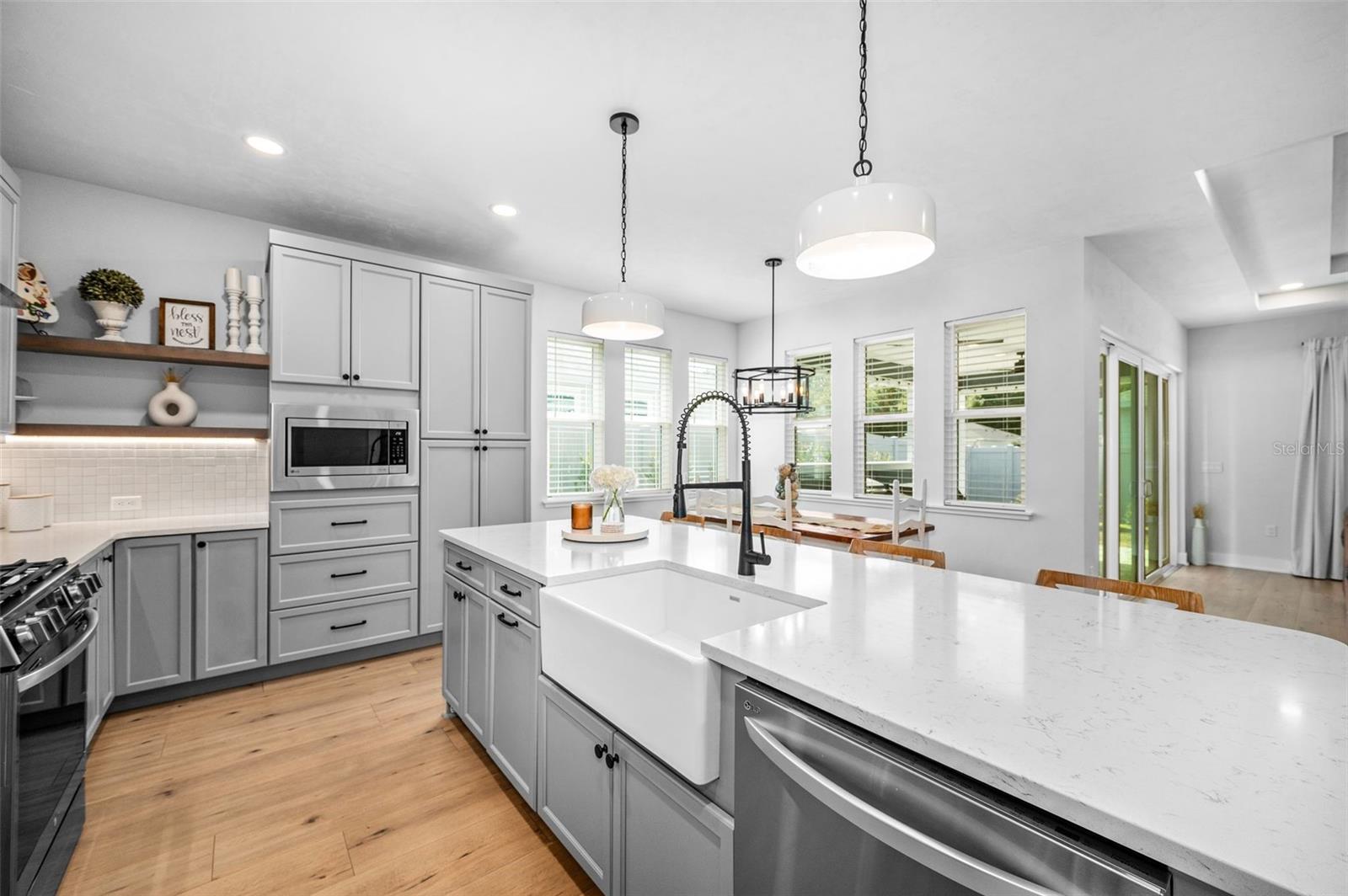 LAUREATE VILLAGE PH I UNIT I PB 37 PG 26 - Residential