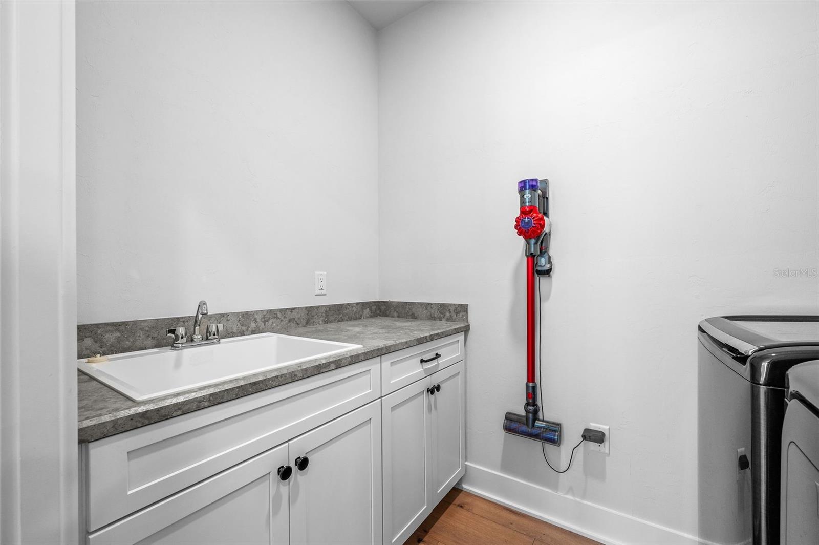 LAUREATE VILLAGE PH I UNIT I PB 37 PG 26 - Residential