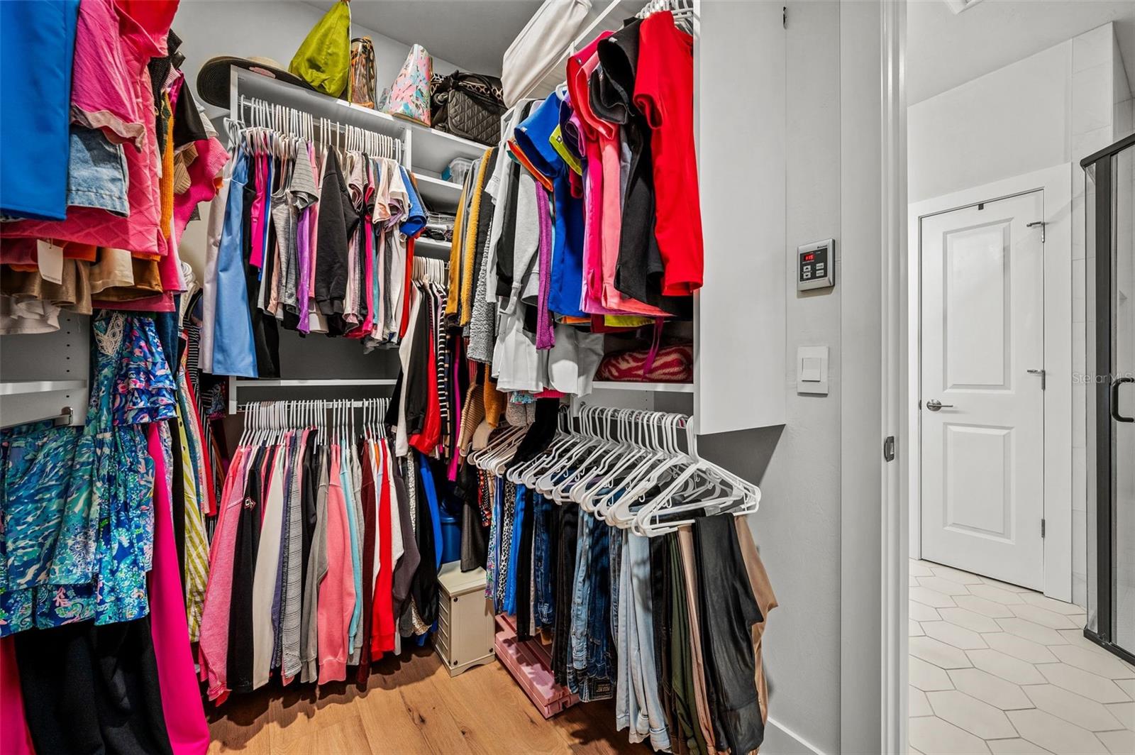 LAUREATE VILLAGE PH I UNIT I PB 37 PG 26 - Residential