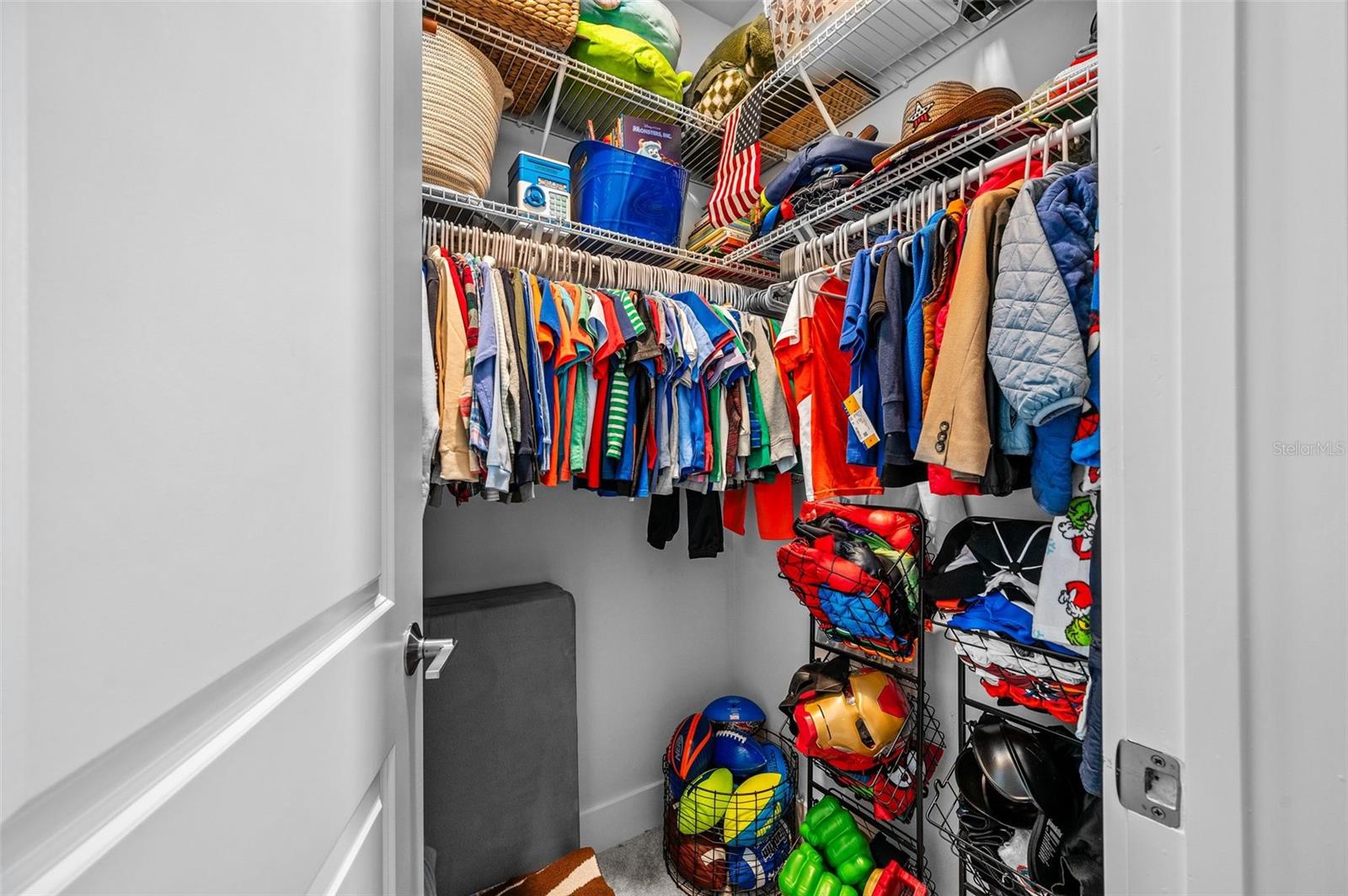 LAUREATE VILLAGE PH I UNIT I PB 37 PG 26 - Residential