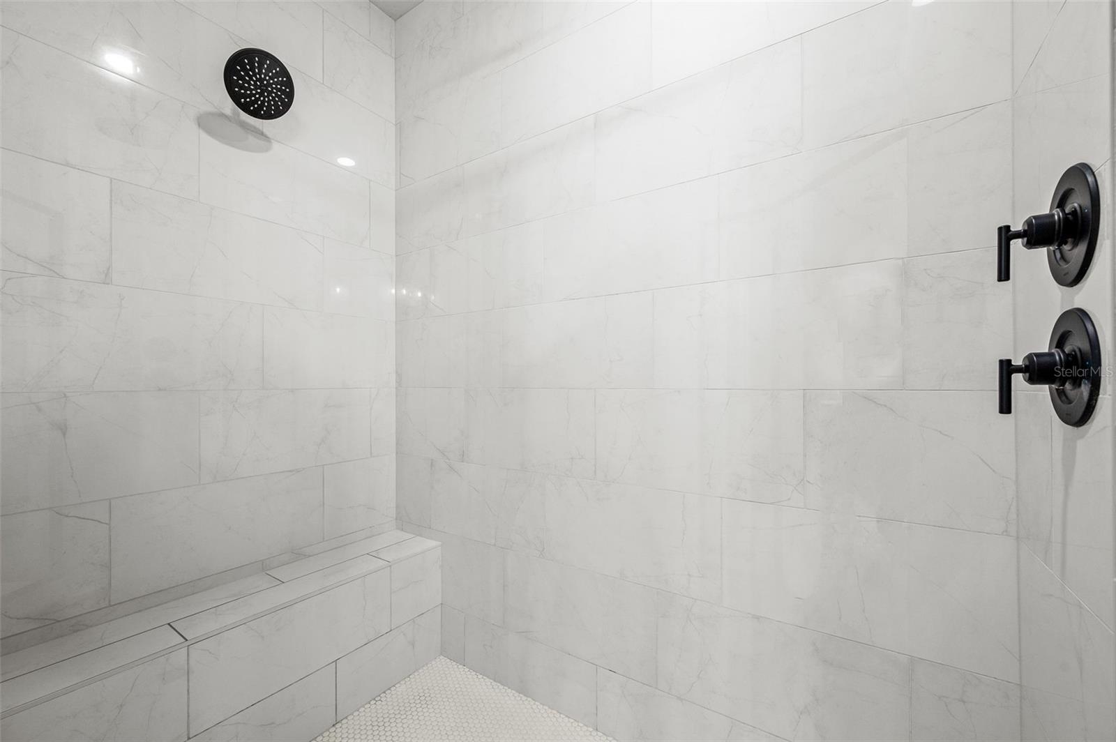 LAUREATE VILLAGE PH I UNIT I PB 37 PG 26 - Residential