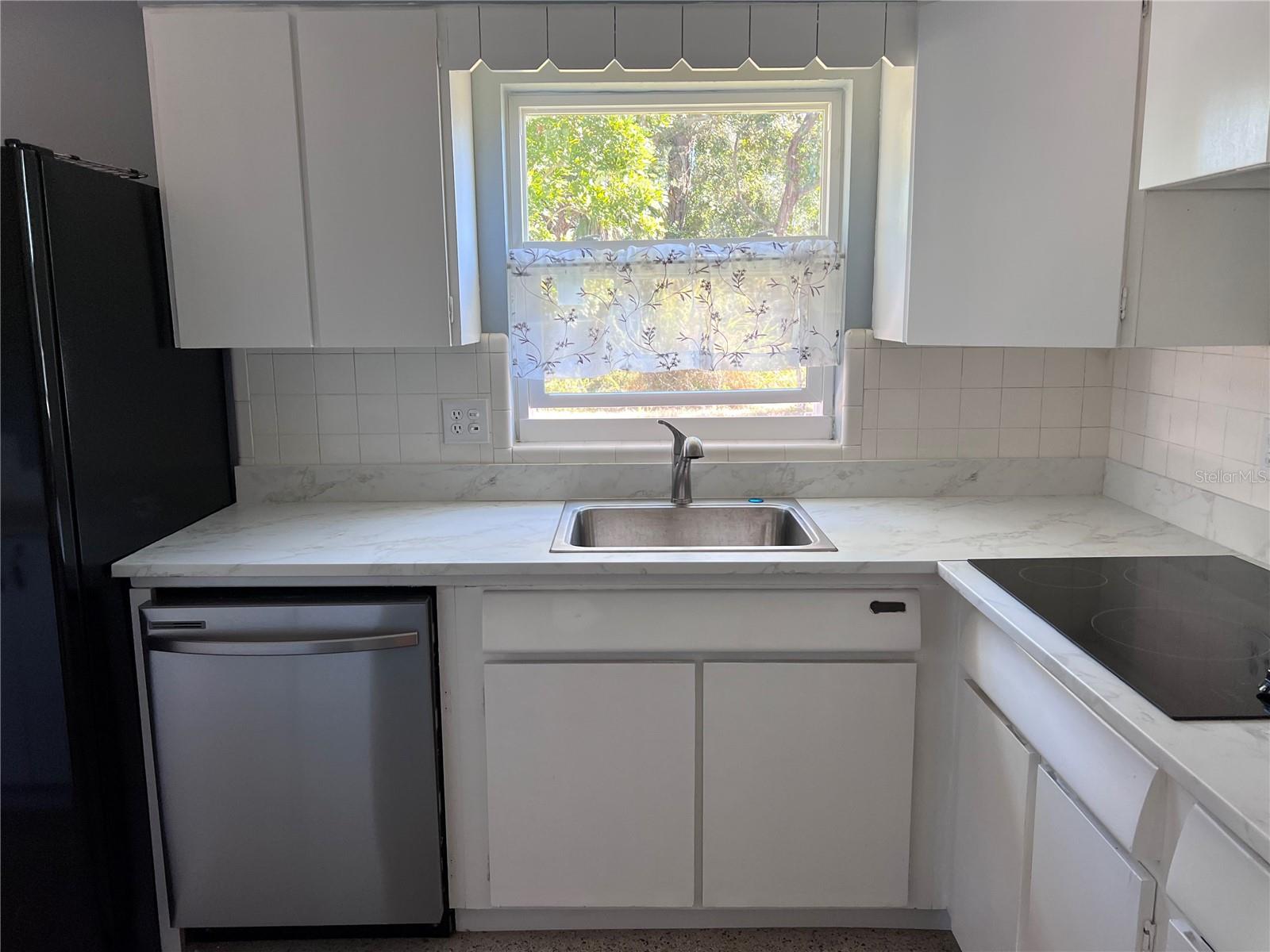 2833 62ND STREET N