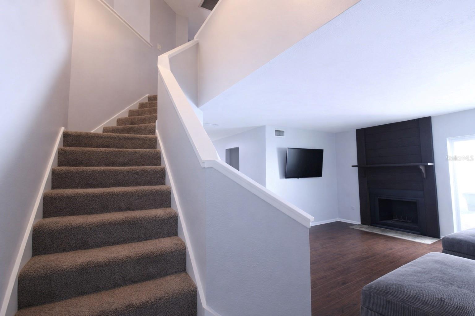 LAKEWOOD GARDENS - Residential