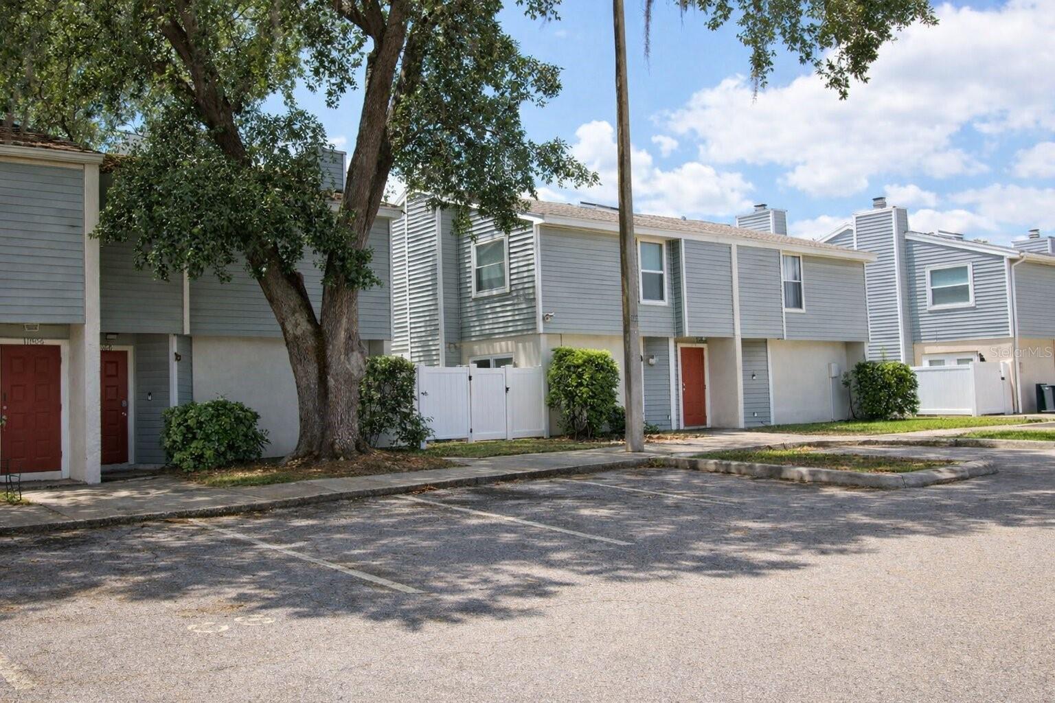 LAKEWOOD GARDENS - Residential