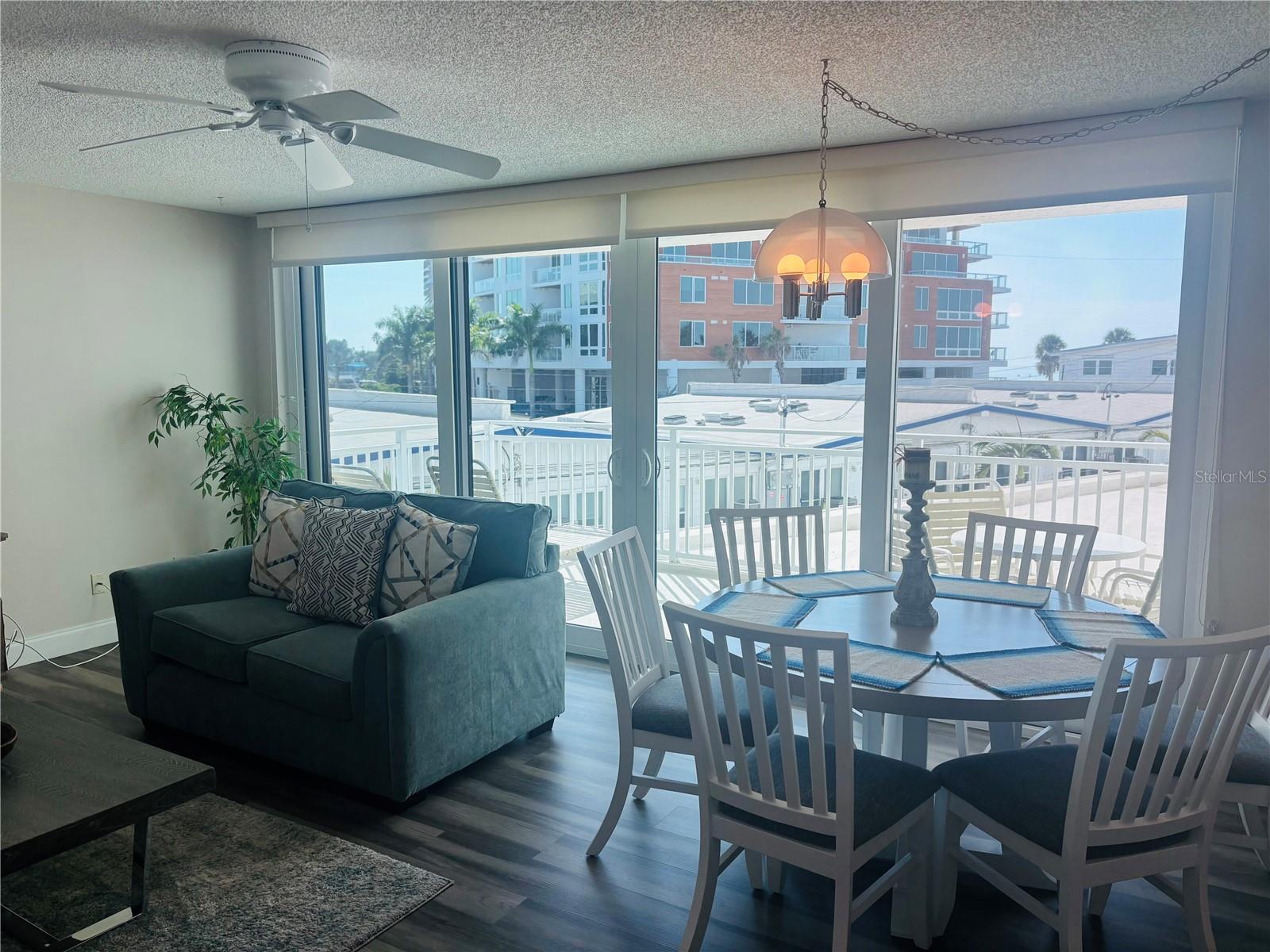 HOUSE SUN - Residential