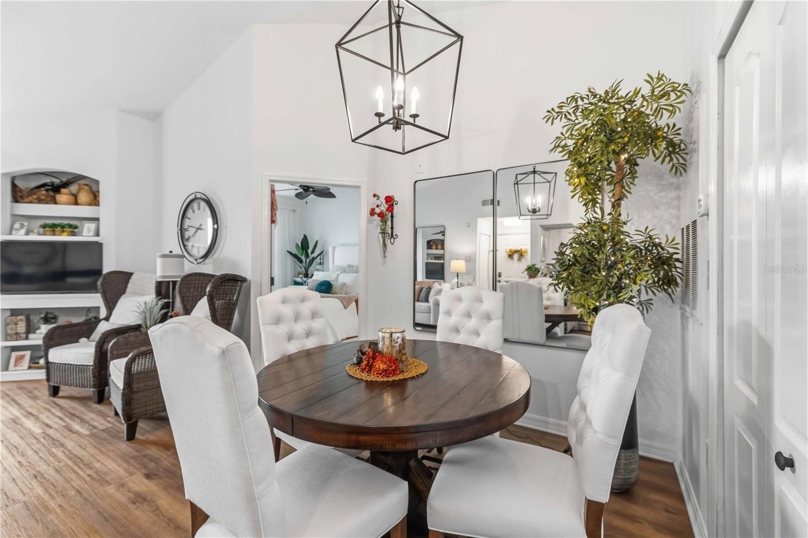 BELLA VILLINO I - Residential Lease