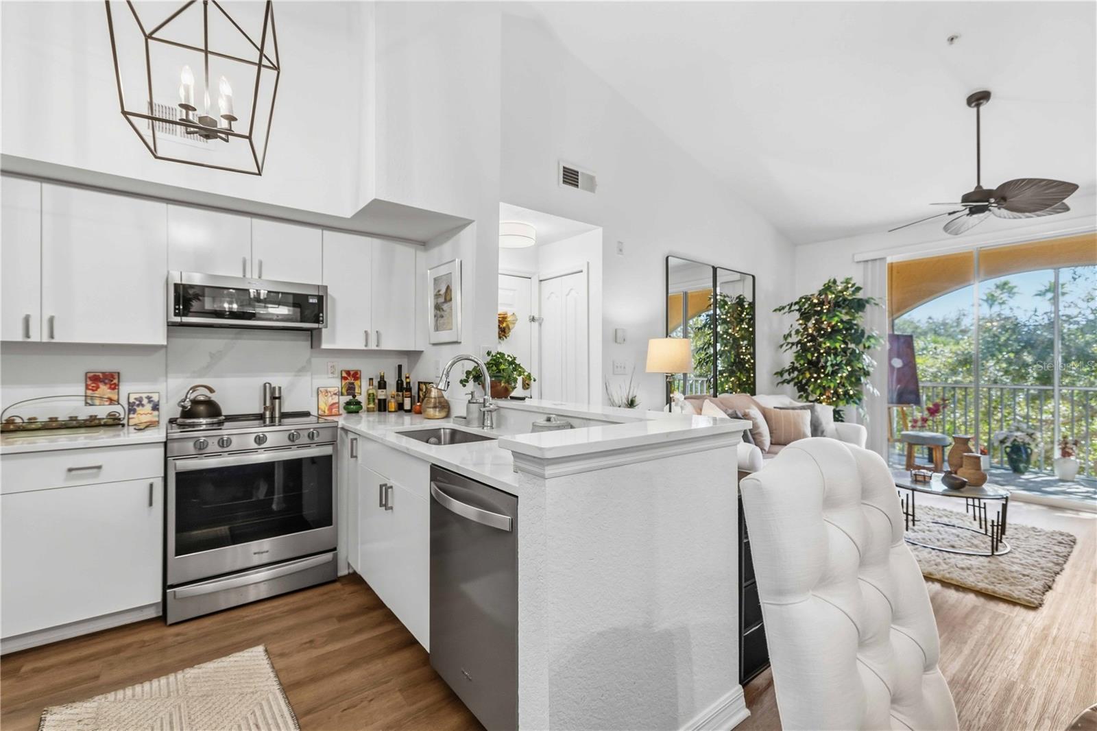 BELLA VILLINO I - Residential Lease