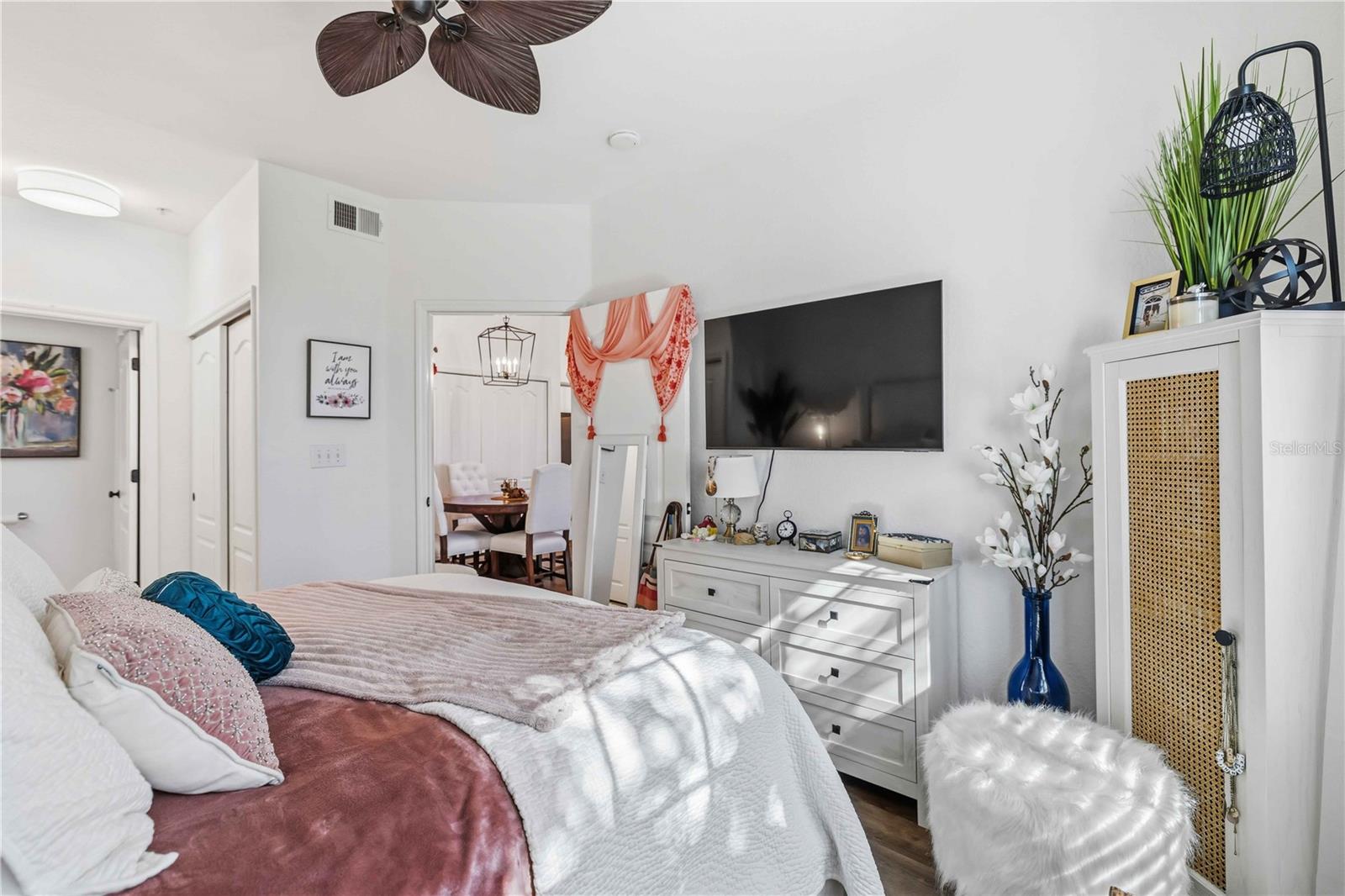 BELLA VILLINO I - Residential Lease