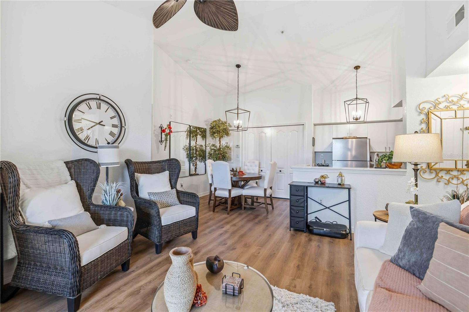 BELLA VILLINO I - Residential Lease