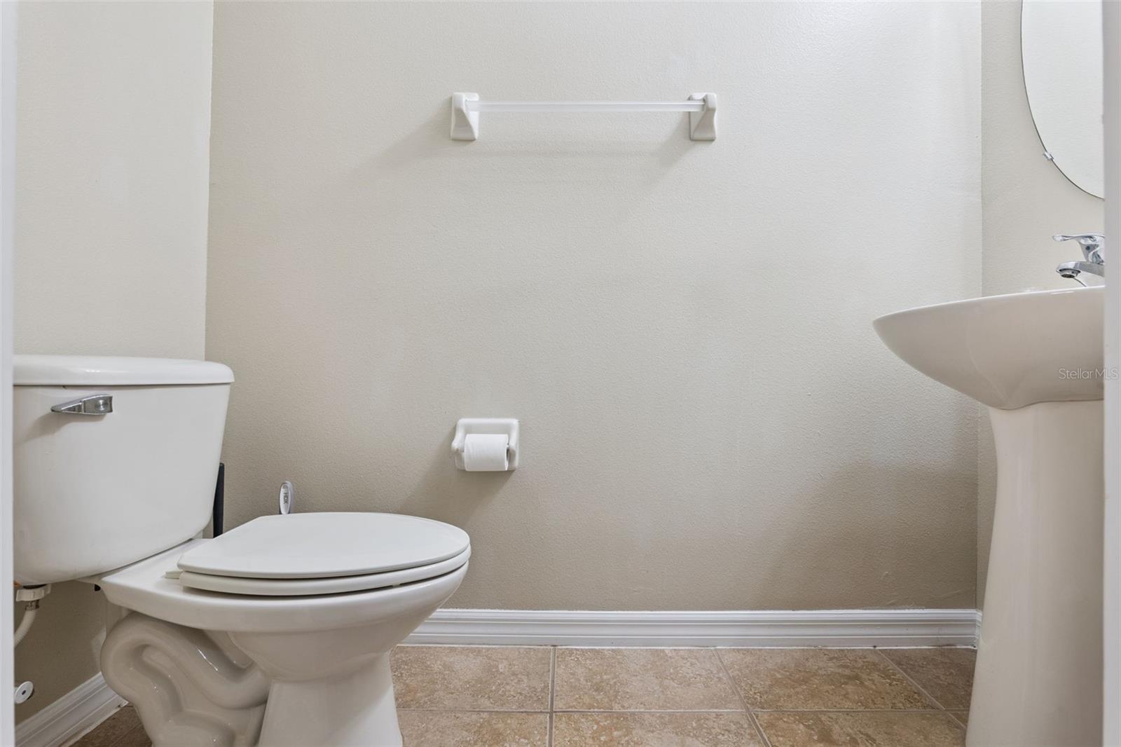 HAWTHORNE GLEN TWNHMS - Residential