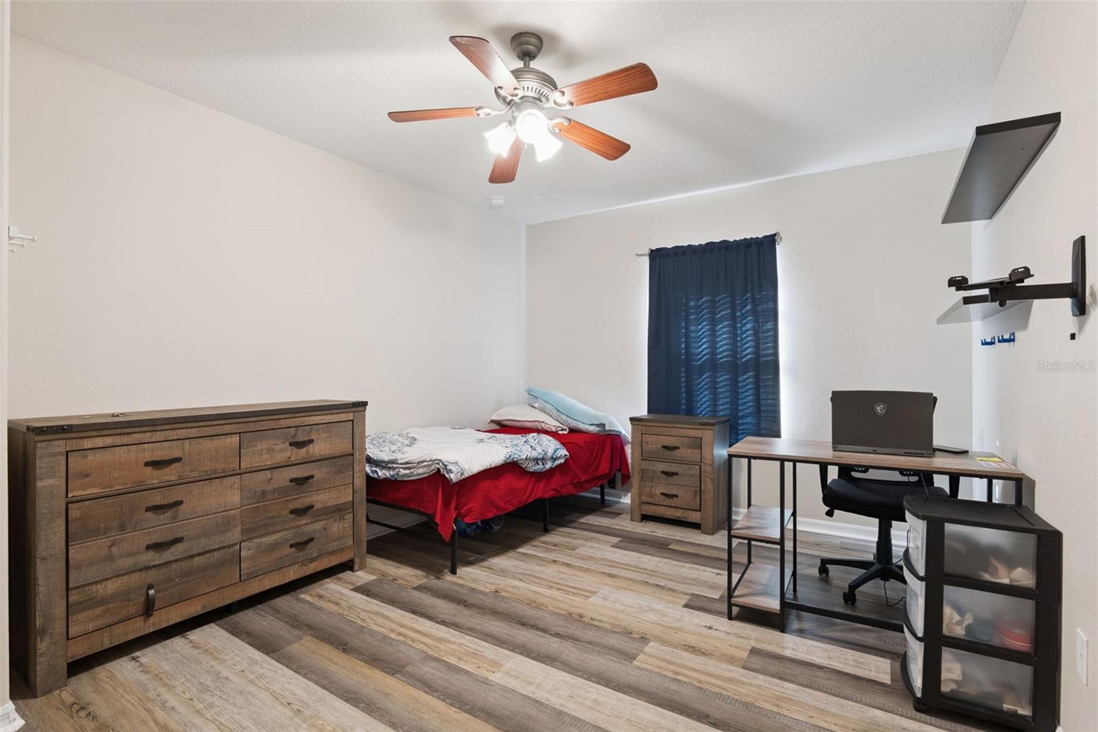 HAWTHORNE GLEN TWNHMS - Residential