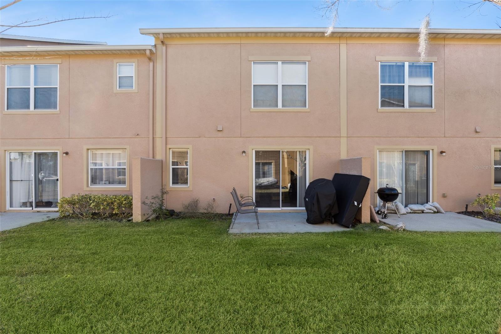 HAWTHORNE GLEN TWNHMS - Residential