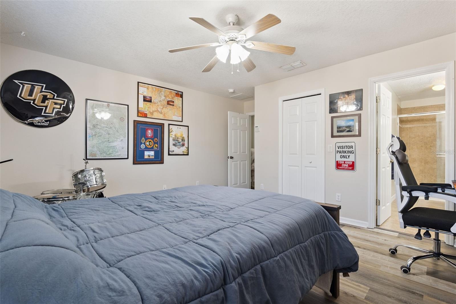 HAWTHORNE GLEN TWNHMS - Residential