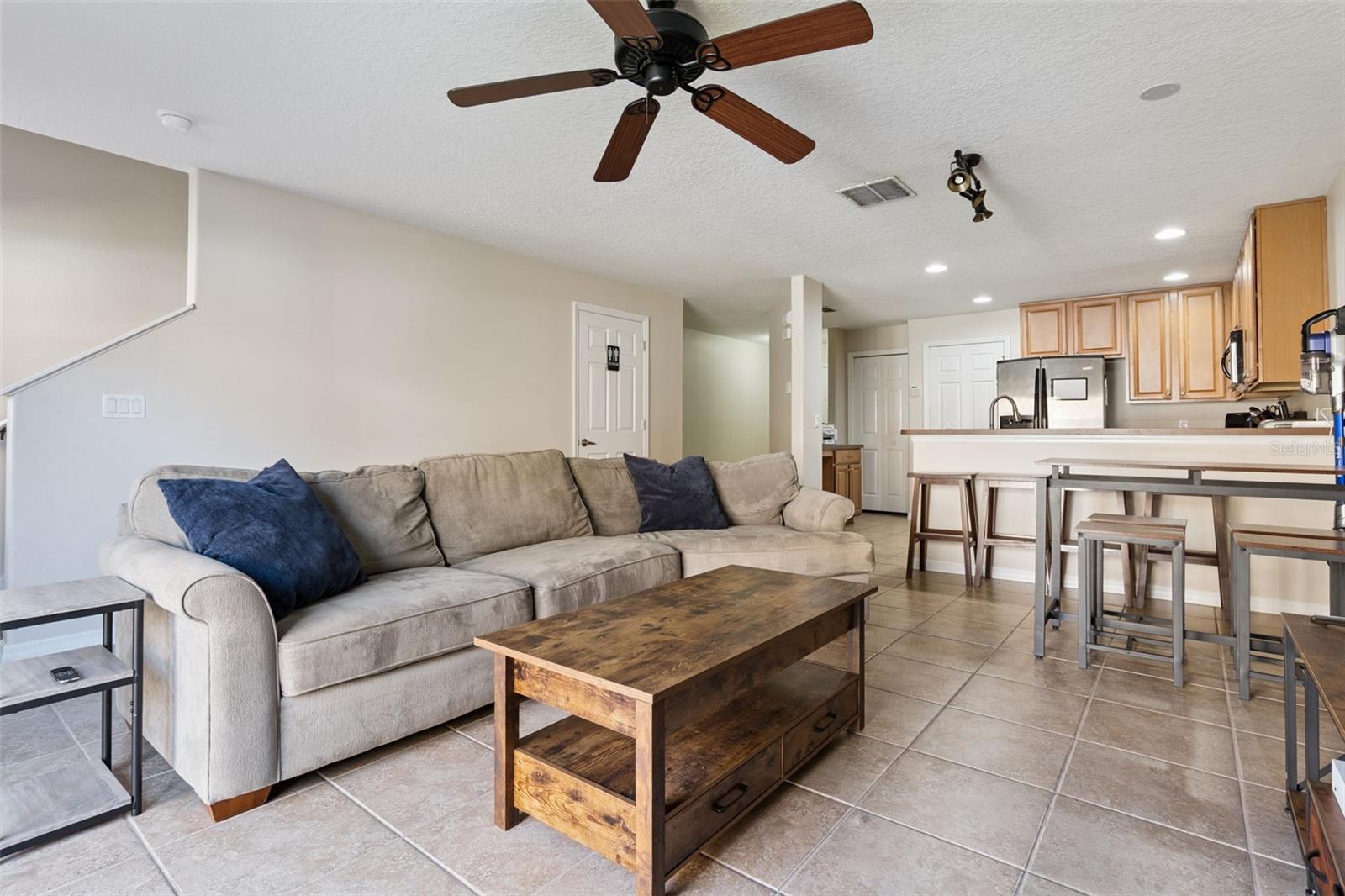 HAWTHORNE GLEN TWNHMS - Residential