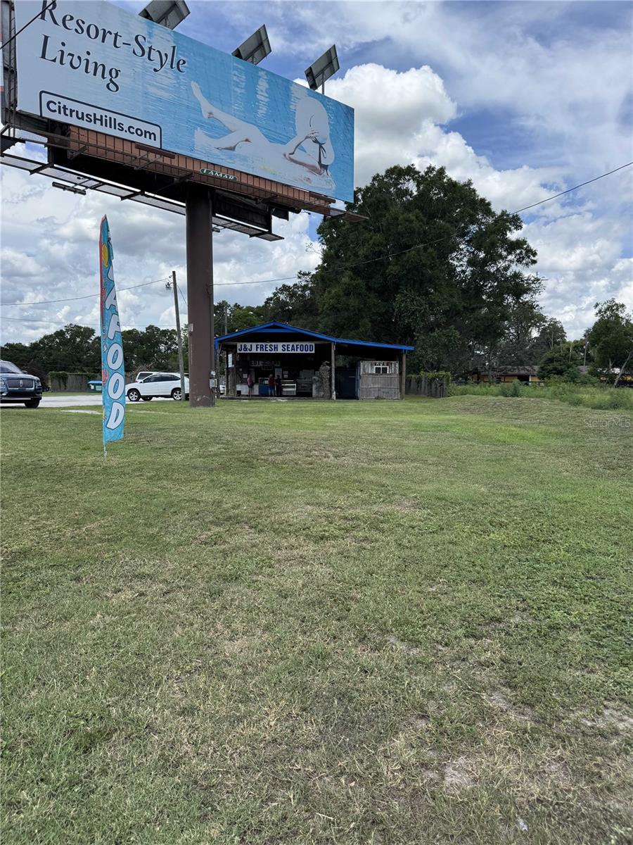 7351 SW HIGHWAY 200