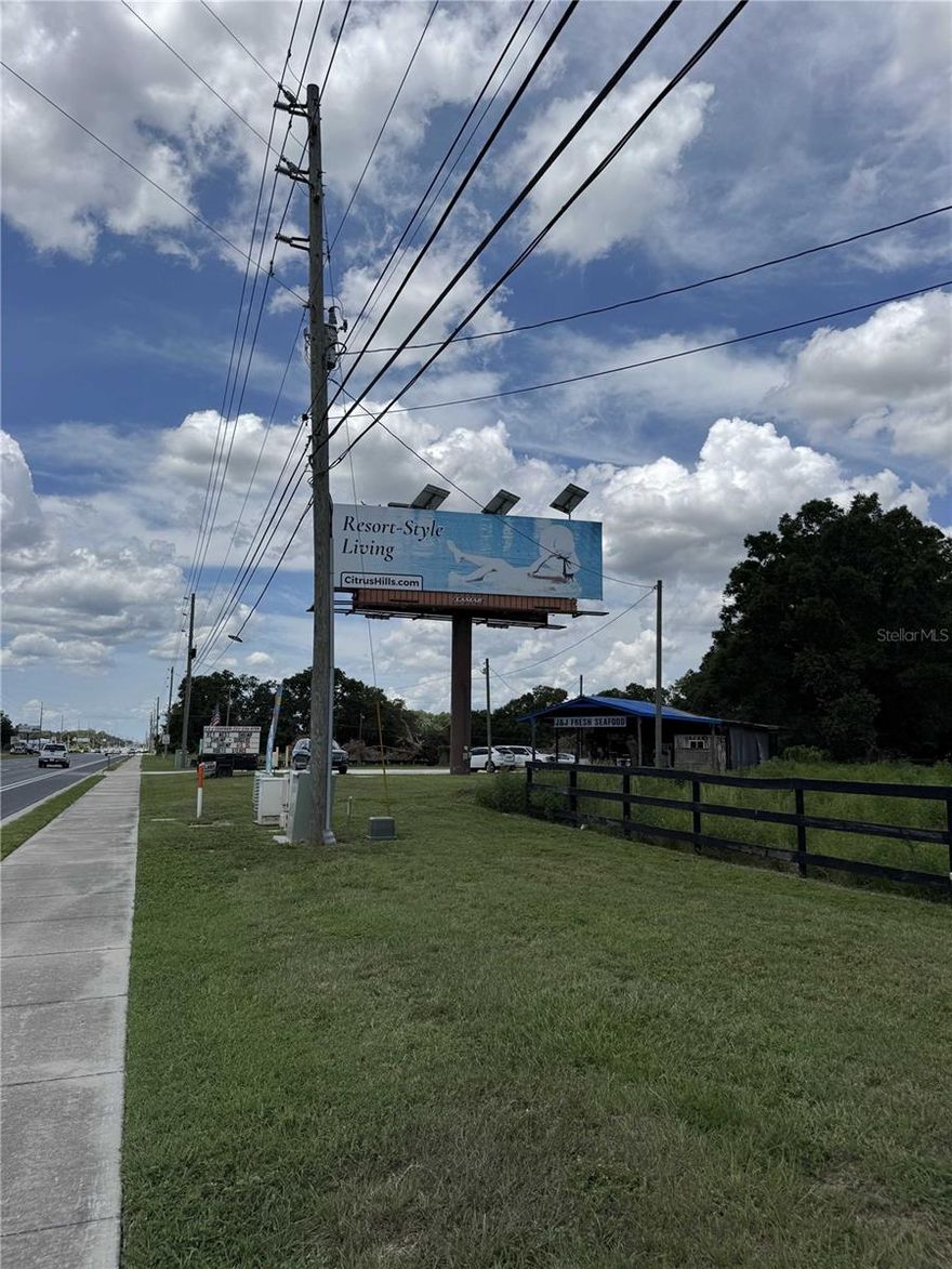 This B-4 property offers .45 acres with 147 feet of frontage on Hwy 200/College Road, located just east of the Lowe's Home Improvement store.

It has a 2280 sf building, currently being operated as a Fish Market.

Additionally, two adjacent properties (Parcel IDs: 3564-032-000, 3564-023-000) are  available from the seller for potential combined development.