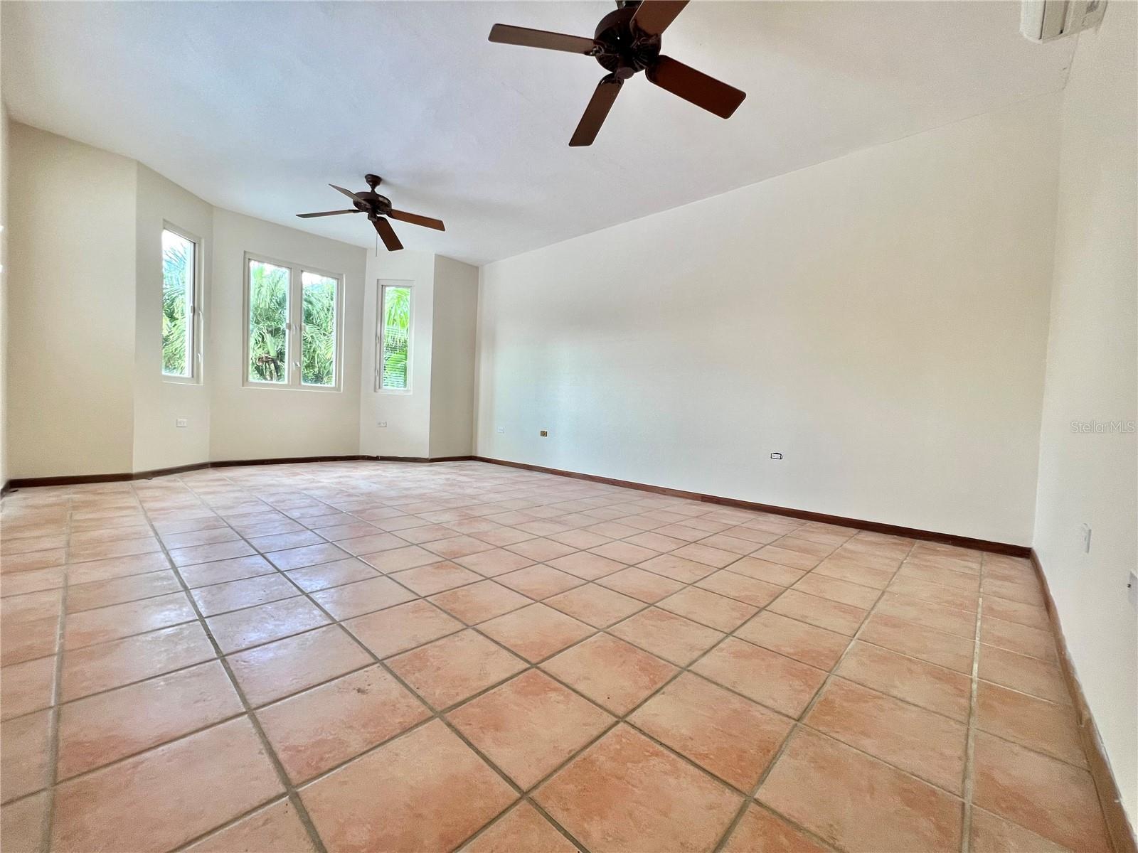 DORADO BEACH EAST - Residential