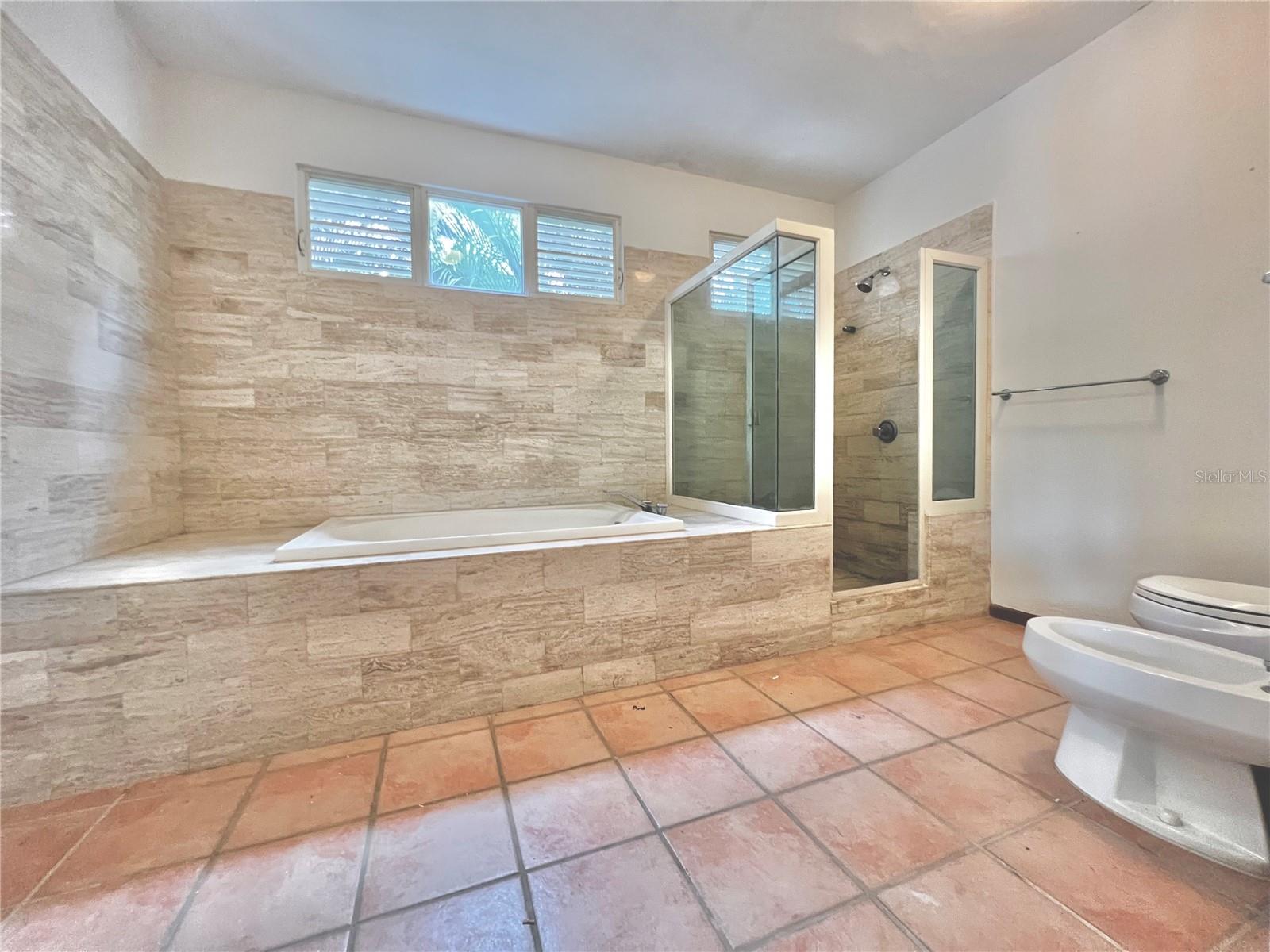 DORADO BEACH EAST - Residential