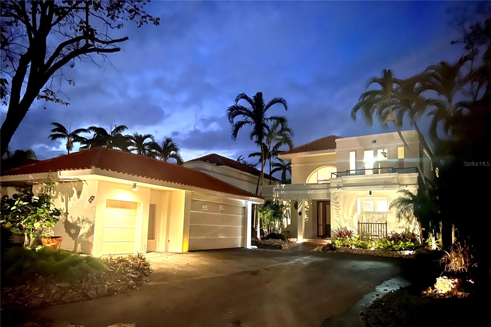 DORADO BEACH EAST - Residential