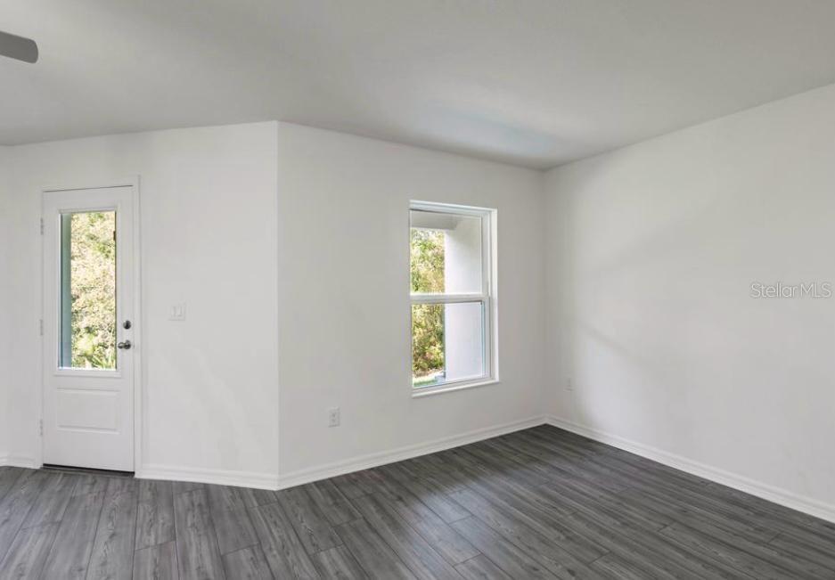 667 BAY LEAF DRIVE