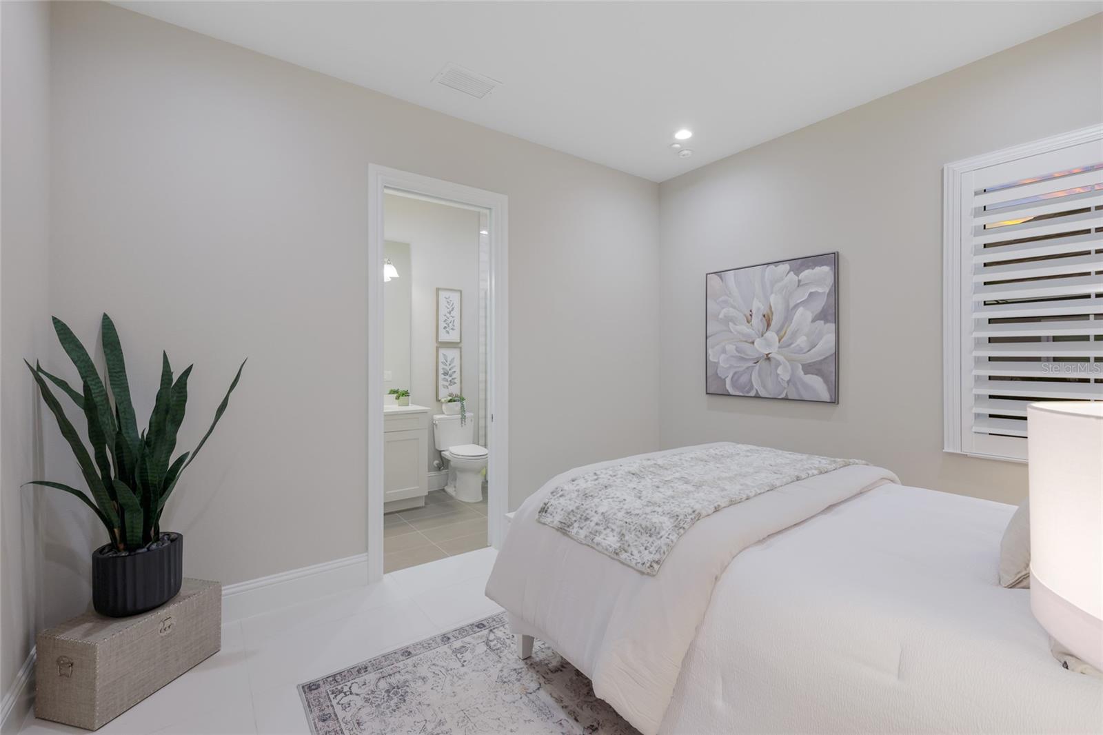 LAKE CLUB PH IV SUBPH C-2 - Residential