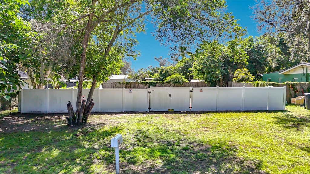 Photo of 11707 Carver St, Thonotosassa, FL 33592 (MLS # TB8538086)