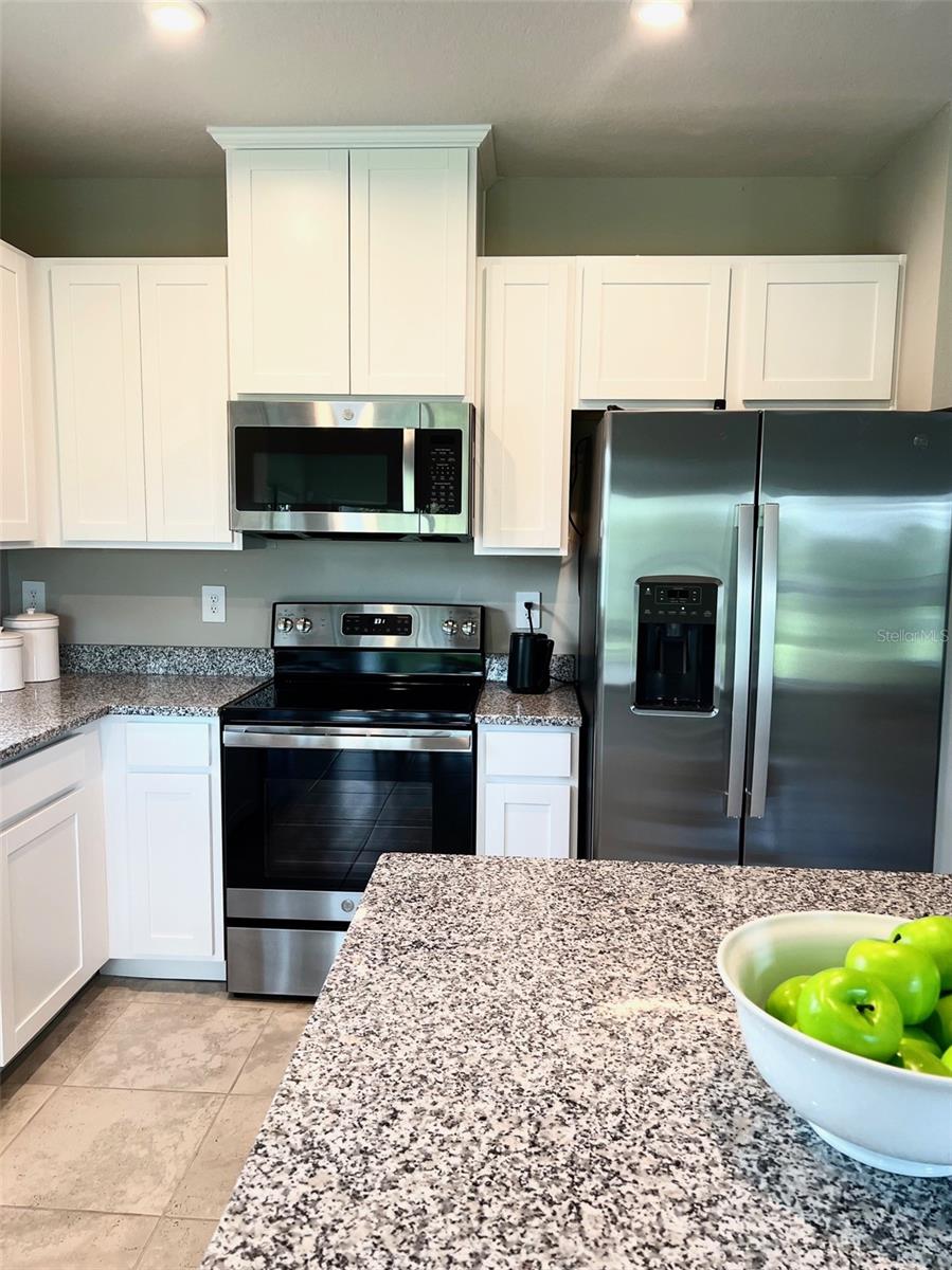 HILLWOOD PRESERVE - Residential