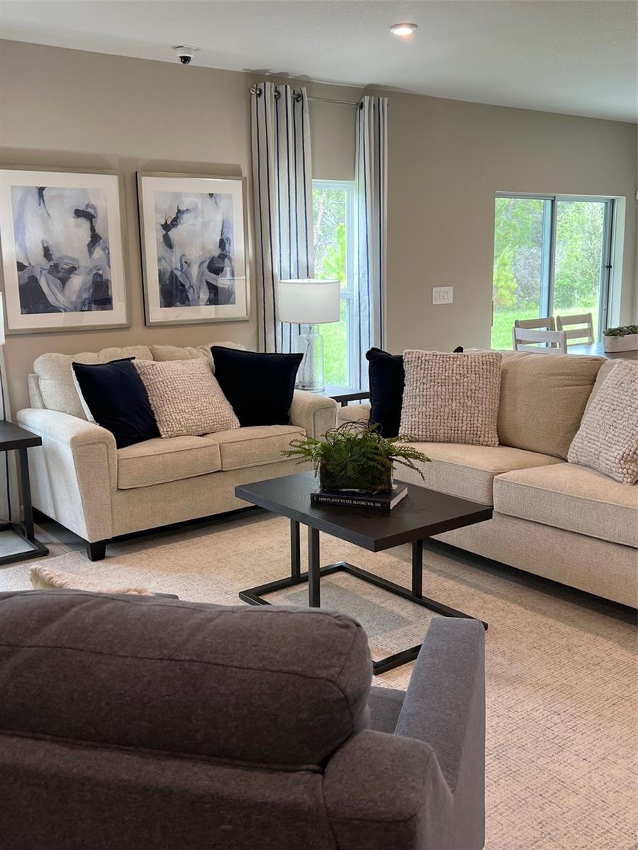 HILLWOOD PRESERVE - Residential