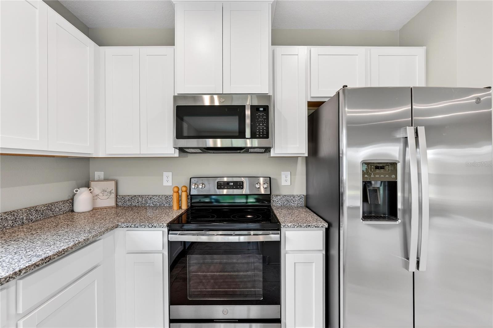 HILLWOOD PRESERVE - Residential