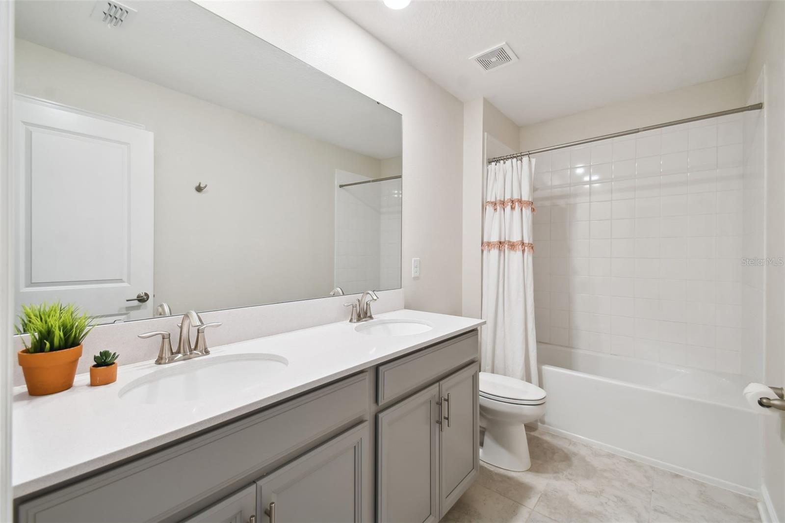 CAMDEN PK/PROVIDENCE - Residential