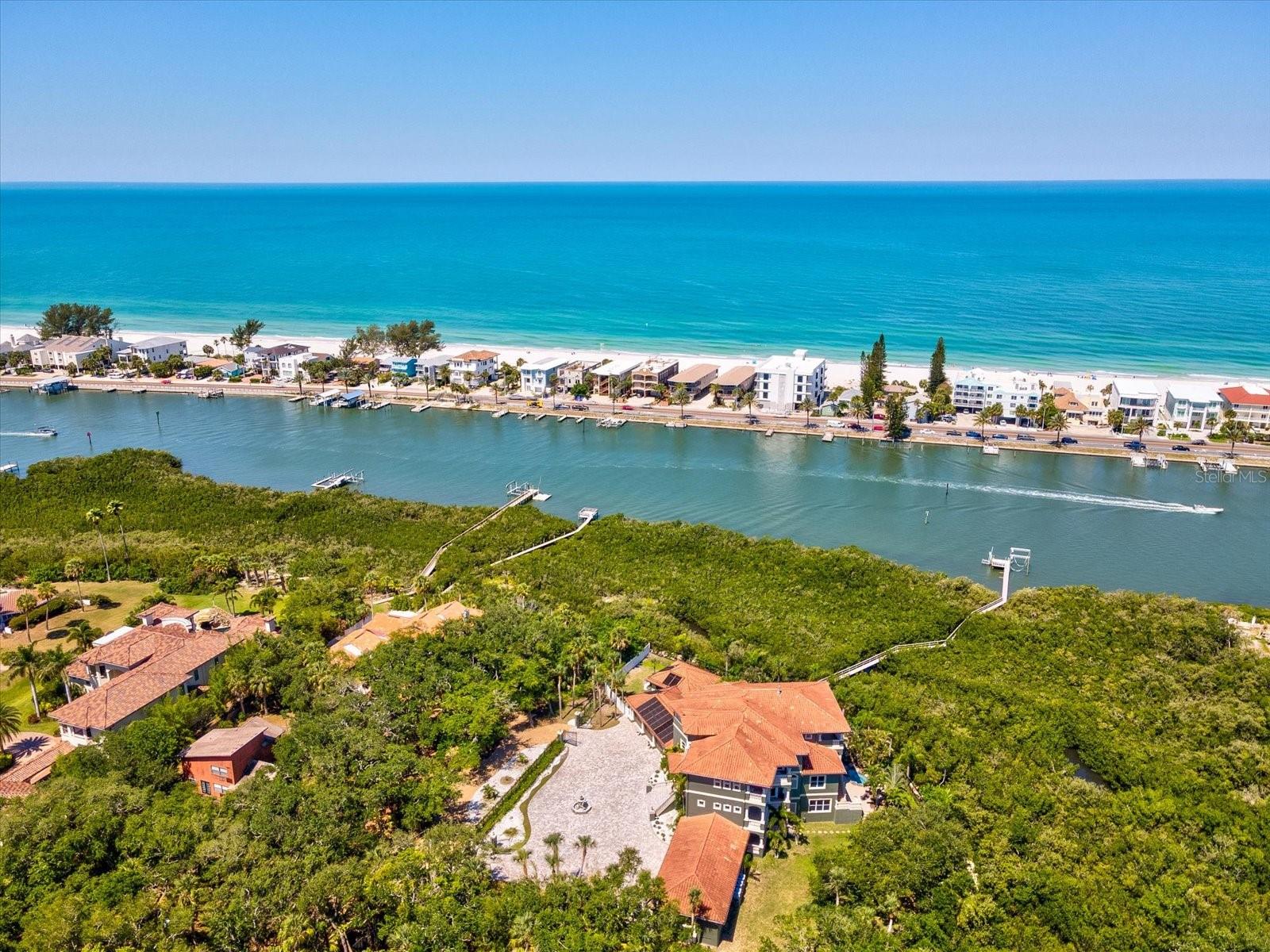 INDIAN ROCKS - Residential