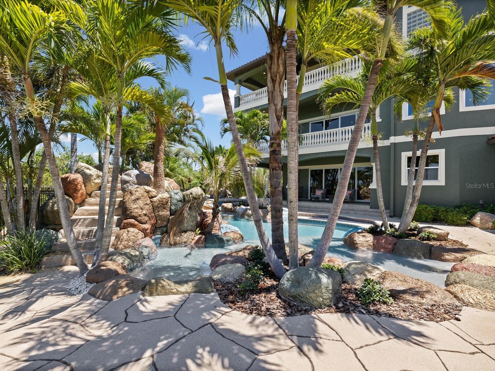 INDIAN ROCKS - Residential