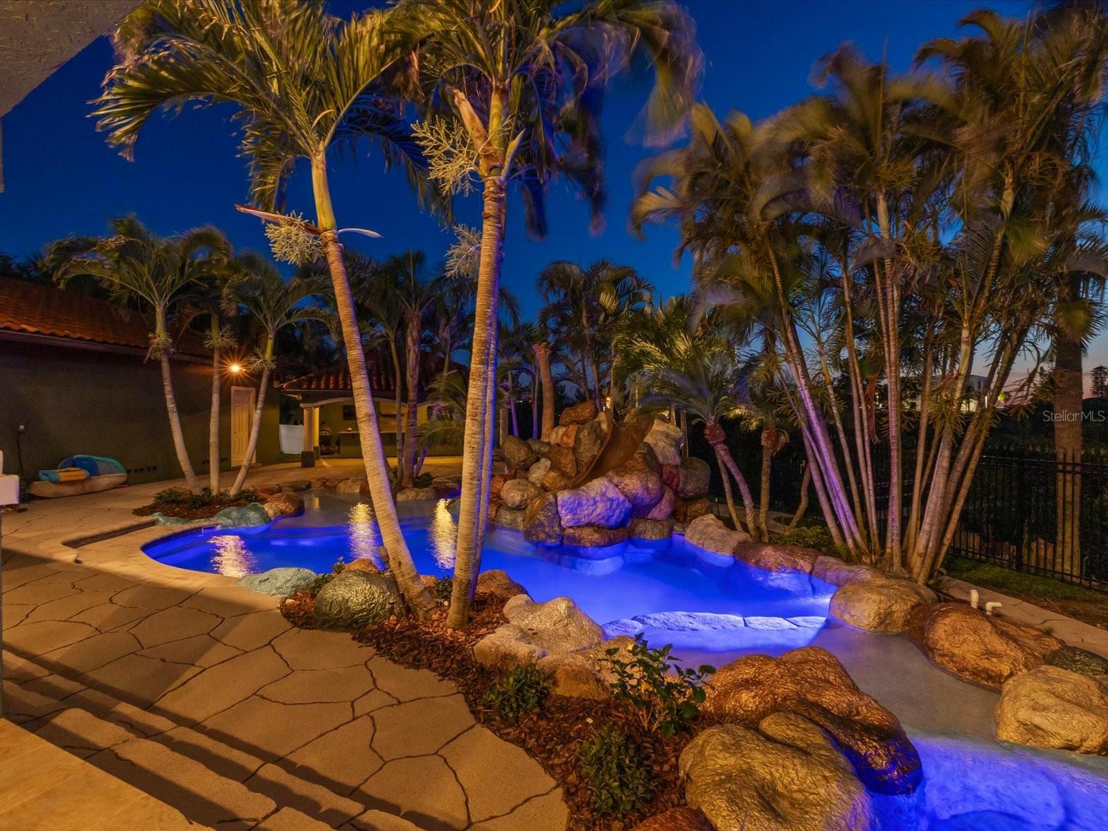 INDIAN ROCKS - Residential