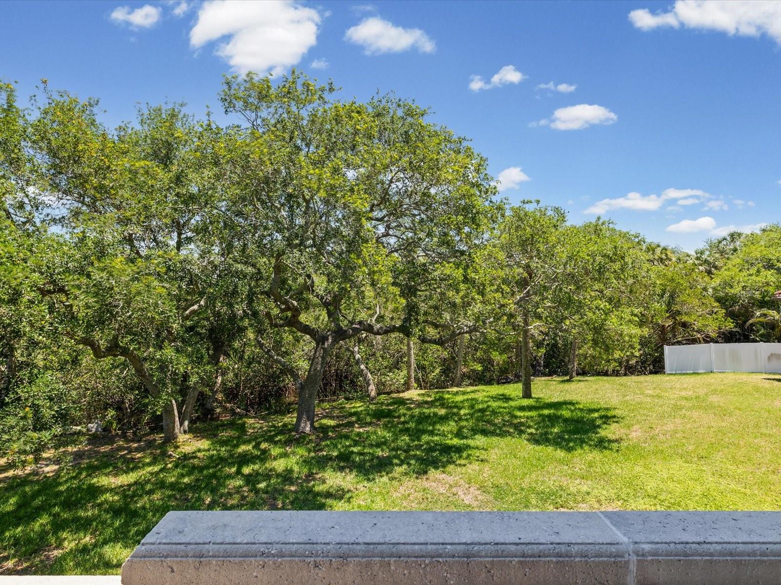 INDIAN ROCKS - Residential