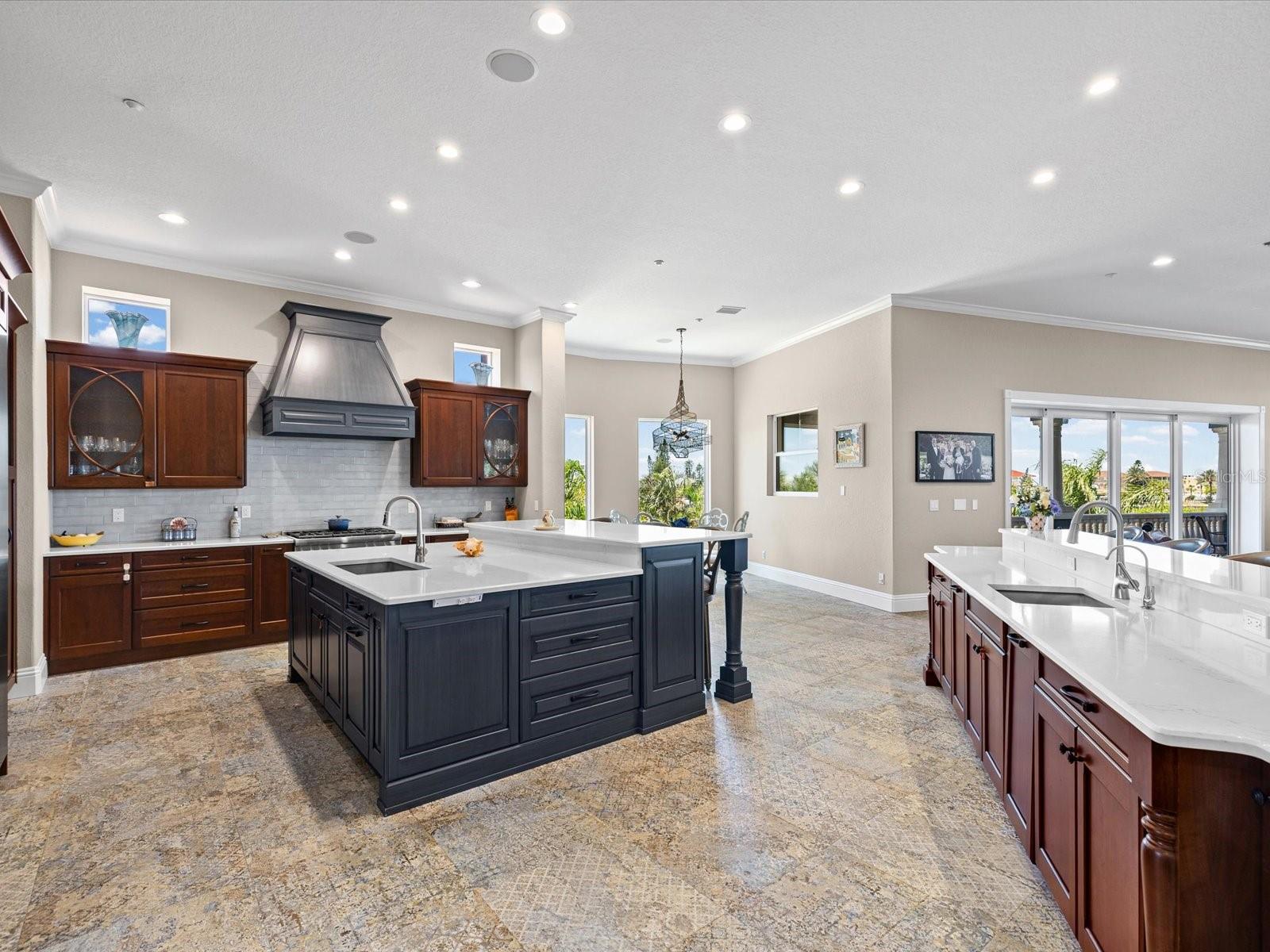 INDIAN ROCKS - Residential